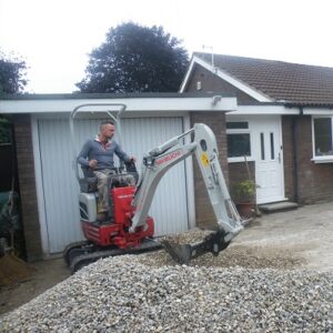 digger-1-ton-hire-newton-abbot-devon